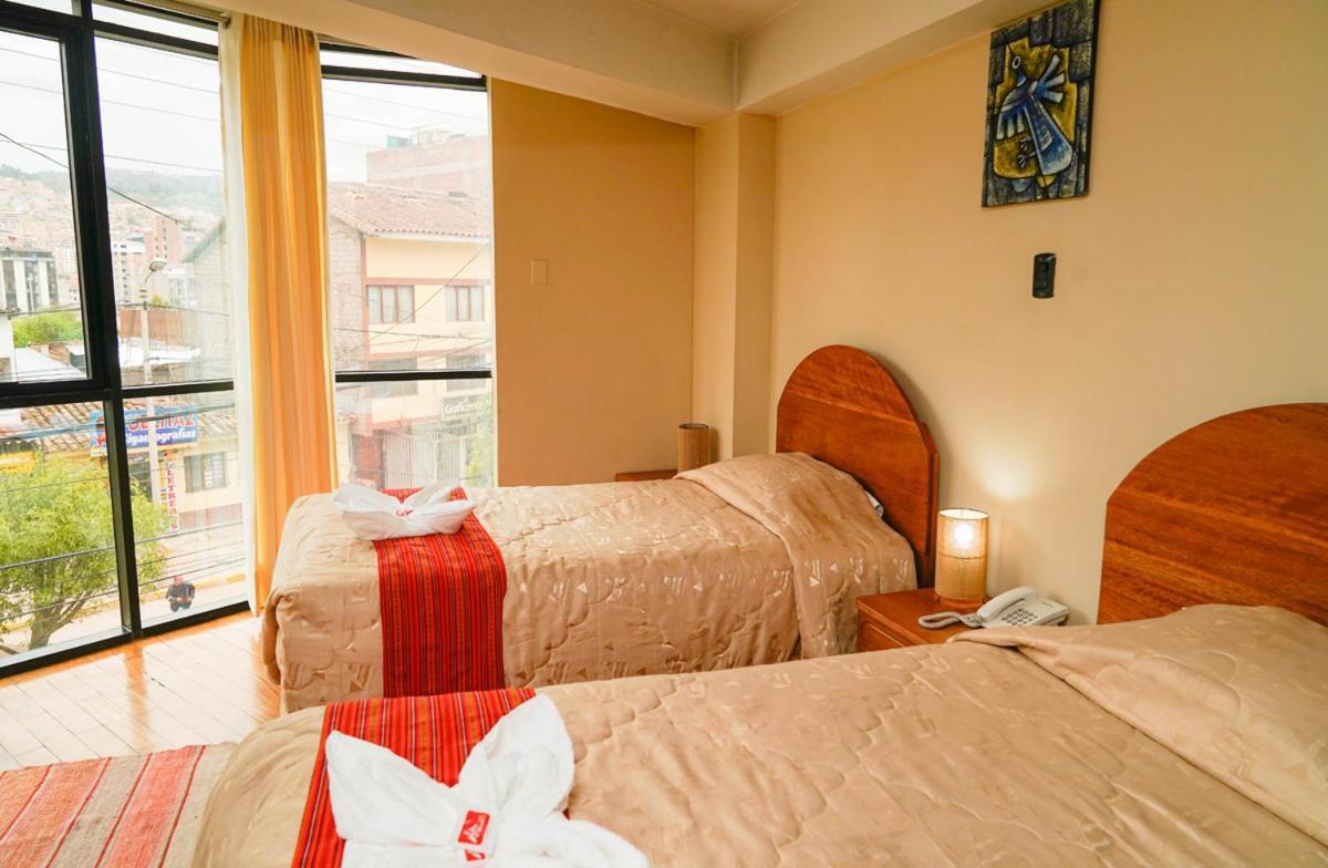 Melanys Hotel 2*